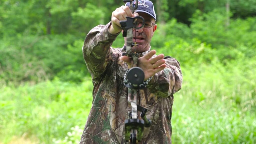 Bow Hand Grip Hunting Tech Tip