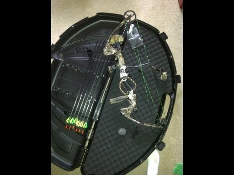 COMPOUND BOW (MARTIN SABER 29" DRAW, 60lbs PULL)