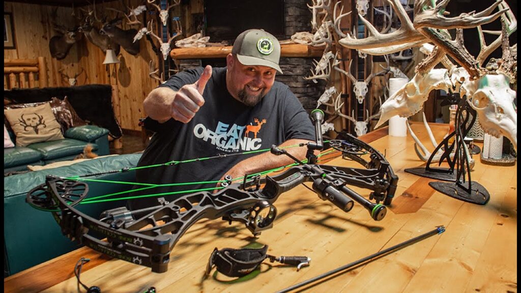 Full BOWHUNTING SETUP! Tbone's Arrows and All! Hoyt