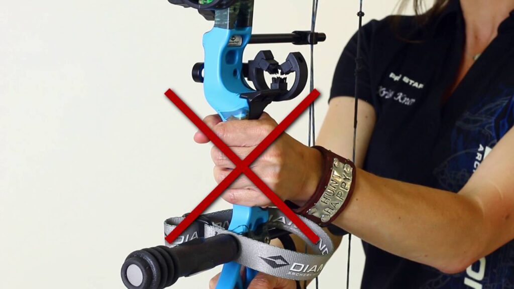 Properly Gripping YOUR bow by Diamond Archery